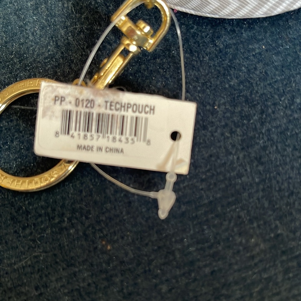 Simply Southern earbuds pouch - Picture 2 of 4